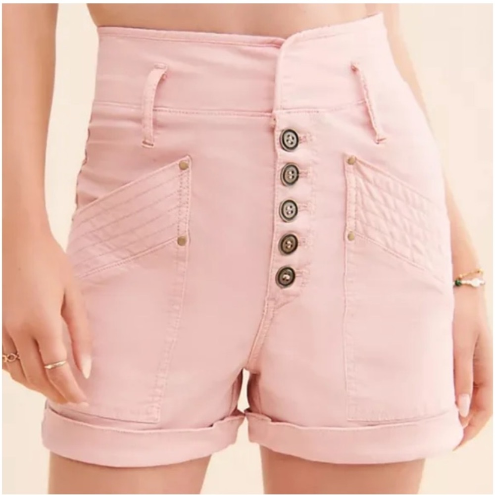 NWOT Anthropologie high-rise button fly patch pocket cuffed hem shorts